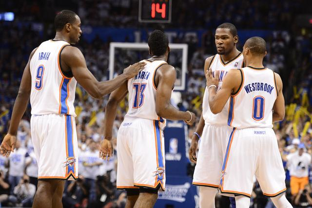 埃斯特旺：有些队友不相信我才18岁，我有时也觉得不可思议（埃斯特旺：队友怀疑我只有18岁，我自己有时也难以置信）