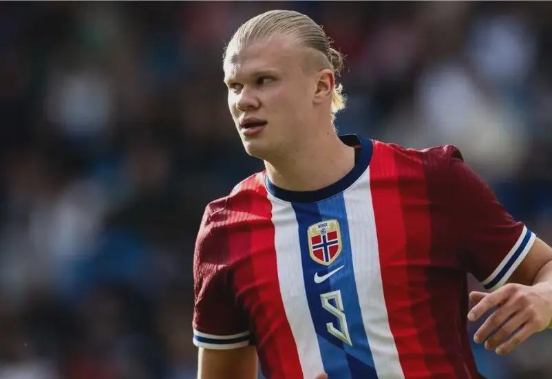 奥赖利：我们队内互相配合得很好；现在不会讨论争冠（奥赖利：球队配合默契，眼下不谈争冠）