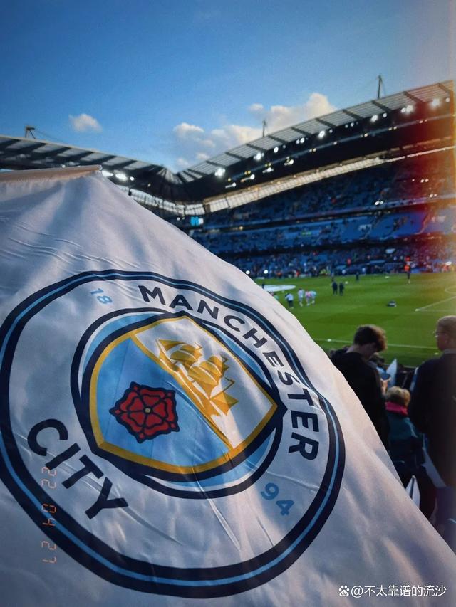 回应主场球迷嘘声，维尼修斯离场时称“他们是花钱来看我的”（面对主场嘘声，维尼修斯退场时回击：他们花钱来看的就是我）