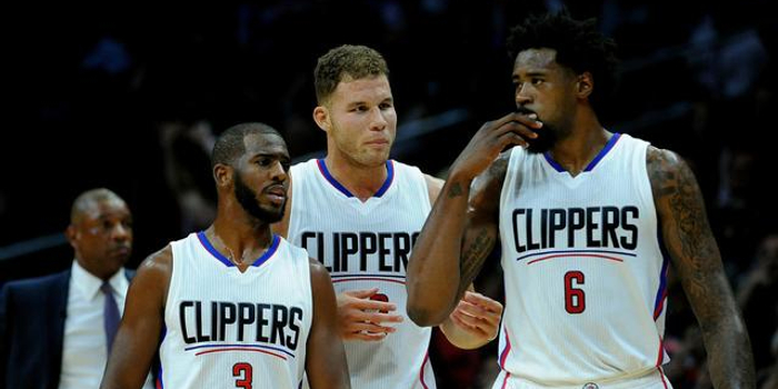 戈贝尔再领一级恶犯将被禁赛1场，再领二级恶犯将被禁赛两场（戈贝尔若再吃一级恶意犯规将被禁赛1场，二级则禁赛2场）