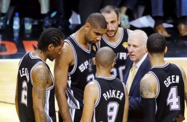 球星连续命中高难度投篮（球星高难度投篮连中）