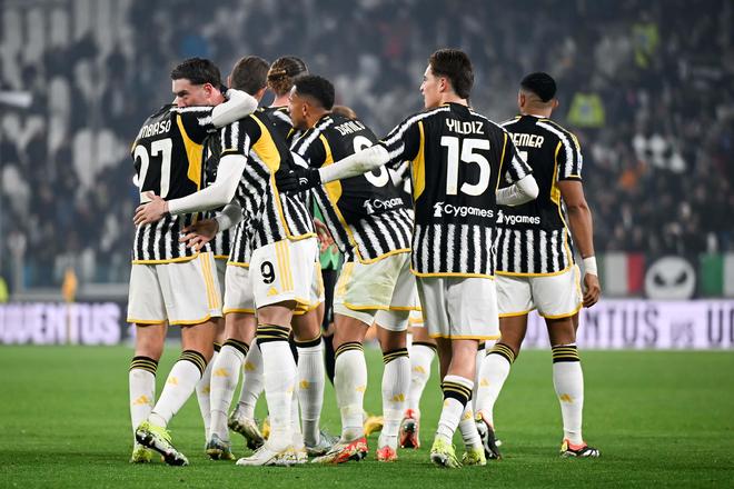 世体：维尼修斯的续约取得了进展，他愿意降低最初要求的方案（世体：维尼修斯续约取得进展，愿下调原先条件）